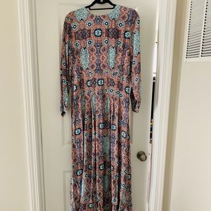 Cute mosaic maxi dress!